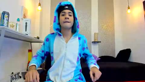 Snapshot of jacob_blackwell chatting on 11-09-25, 07:34 jacob_blackwell online show from 11-09-25, 07:34