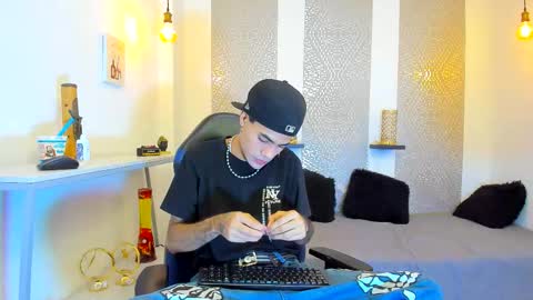 Snapshot of jacob_blackwell chatting on 11-18-25, 07:29 jacob_blackwell online show from 11-18-25, 07:29