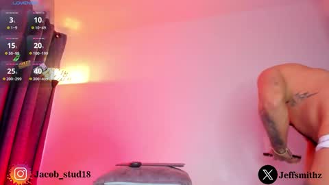 Snapshot of jacob_stud18 chatting on 10-06-25, 10:07 Jacob  online show from 10-06-25, 10:07
