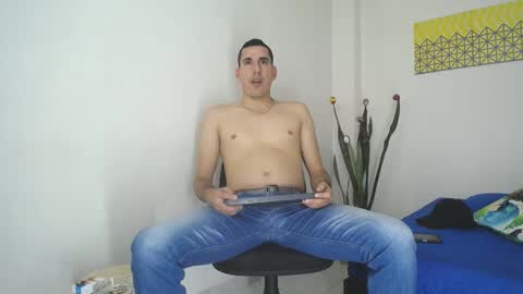 Jacob And Jayden online show from 12-20-24, 07:39