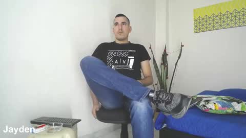 Jacob And Jayden online show from 12-28-24, 06:40