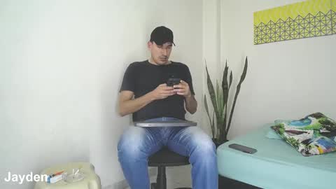 Jacob And Jayden online show from 01-07-25, 07:28