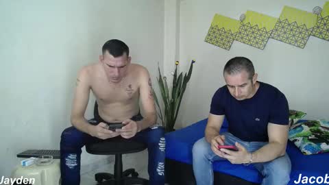 Jacob And Jayden online show from 10-07-25, 08:06