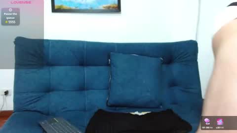 jacobgz1 online show from 03-10-25, 12:40