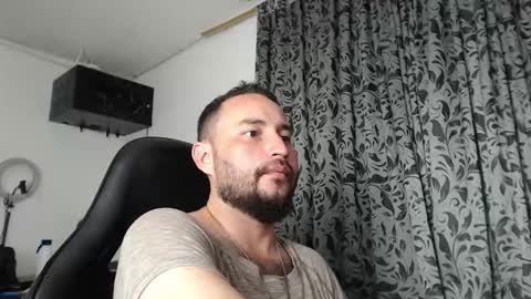 Snapshot of jacobkingd chatting on 03-12-25, 03:24 jacobkingd online show from 03-12-25, 03:24