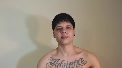 Snapshot of jacobsexxx chatting on 12-17-24, 01:29 Jacob online show from 12-17-24, 01:29