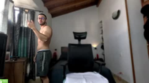 Snapshot of jacobt77 chatting on 12-31-24, 02:36 Jacob online show from 12-31-24, 02:36