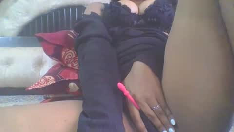 Snapshot of jacqueline_fernandez chatting on 09-12-25, 06:02 jacqueline_fernandez online show from 09-12-25, 06:02