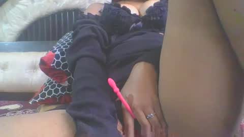 Snapshot of jacqueline_fernandez chatting on 09-15-25, 06:24 jacqueline_fernandez online show from 09-15-25, 06:24