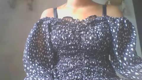 Snapshot of jacqueline_fernandez chatting on 09-19-25, 06:04 jacqueline_fernandez online show from 09-19-25, 06:04