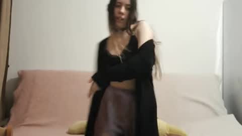 jacquelynsundin online show from 10-03-25, 08:39