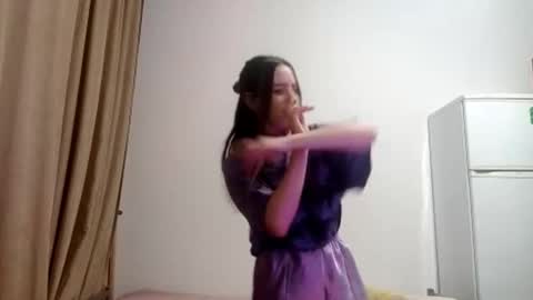 jacquelynsundin online show from 10-10-25, 08:08