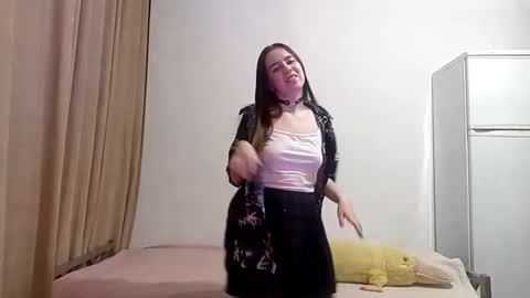 jacquelynsundin online show from 10-20-25, 08:31