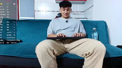 Snapshot of jacques_cardiet chatting on 05-11-26, 02:01 jacobo online show from 05-11-26, 02:01