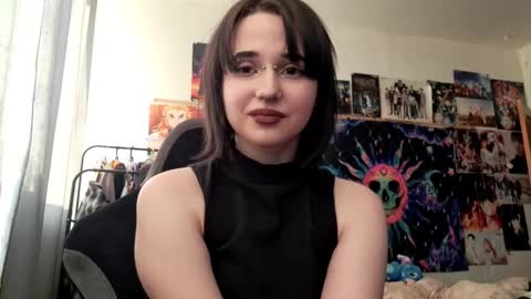 Sofia online show from 02-04-26, 01:17