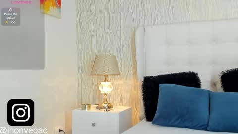 Jacub online show from 10-15-25, 01:06