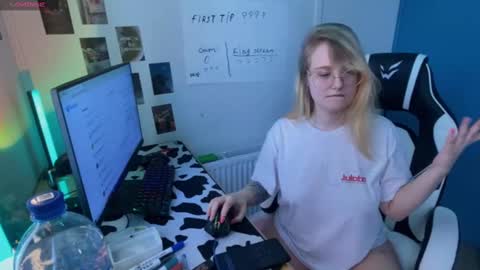 jacywinslat online show from 02-25-25, 12:13