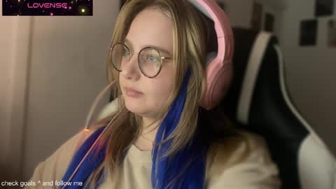 jacywinslat online show from 10-28-25, 03:14