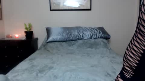 JadaCoxxx online show from 01-01-25, 05:11