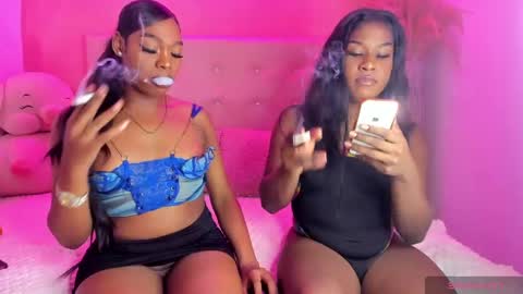 Snapshot of jaddy_lol chatting on 12-24-24, 05:27 Vanniall online show from 12-24-24, 05:27