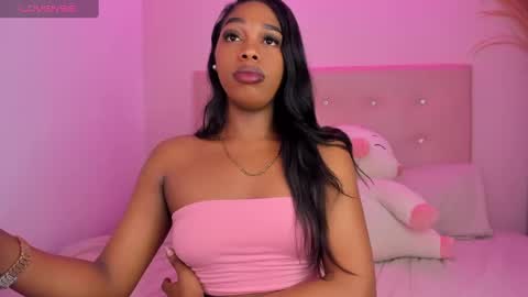 Snapshot of jaddy_lol chatting on 02-15-25, 03:39 Vanniall online show from 02-15-25, 03:39