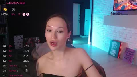 Jade online show from 12-21-25, 09:22