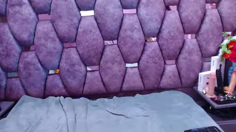 Jade online show from 12-04-24, 09:51