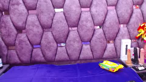 Jade online show from 12-05-24, 03:04