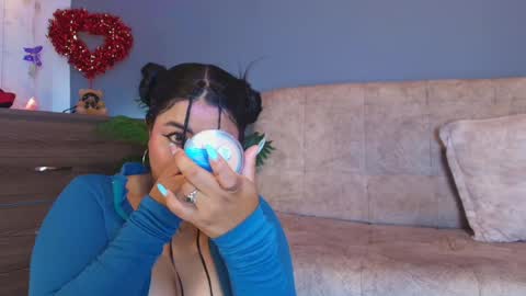 Snapshot of jade_brunnette chatting on 05-14-26, 08:26 Jade Brunete online show from 05-14-26, 08:26