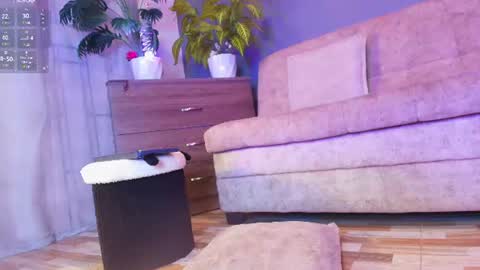 Snapshot of jade_brunnette chatting on 06-11-26, 09:24 Jade Brunete online show from 06-11-26, 09:24