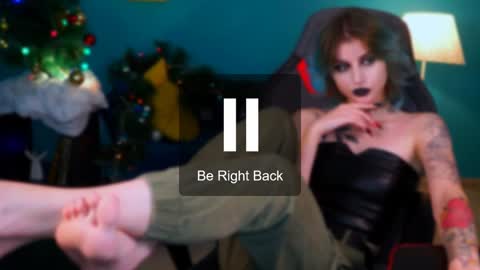 jade_castle online show from 01-15-25, 08:20