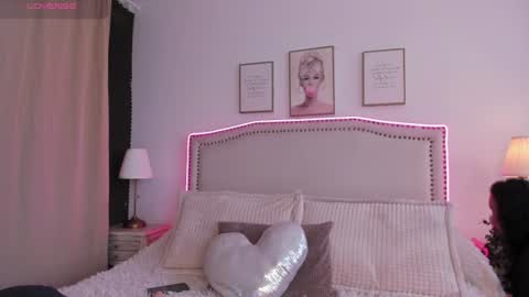 jade_chers online show from 07-08-26, 12:53