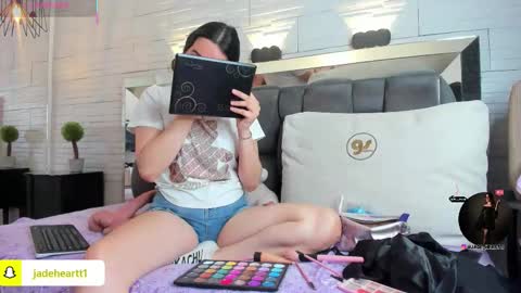  JADE  online show from 10-30-25, 07:14