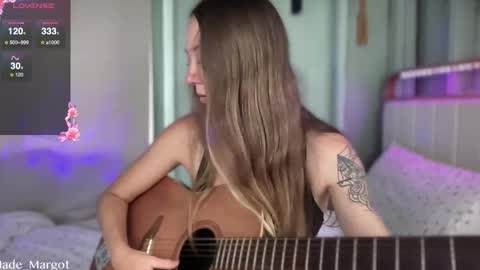 Snapshot of jade_margot chatting on 10-17-25, 08:44 Jade Margot online show from 10-17-25, 08:44