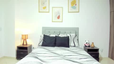 Snapshot of jade_obi chatting on 09-10-25, 03:01 Jade smile online show from 09-10-25, 03:01