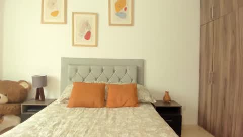 Snapshot of jade_obi chatting on 09-23-25, 03:37 Jade smile online show from 09-23-25, 03:37