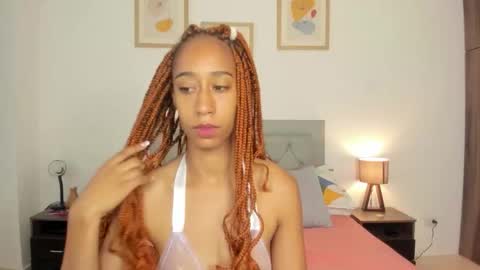 Snapshot of jade_obi chatting on 11-05-25, 02:50 Jade smile online show from 11-05-25, 02:50