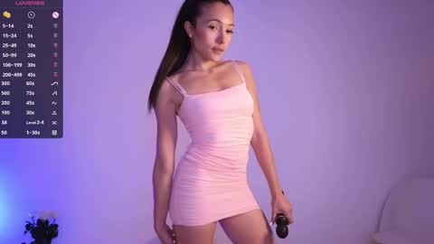 Jade Paris online show from 10-16-25, 11:44