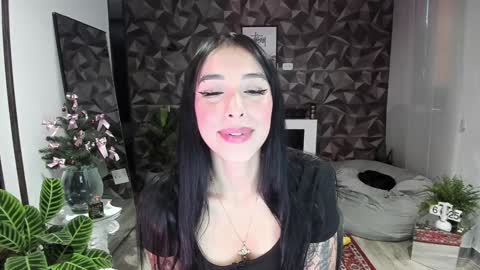 Snapshot of jade_porn chatting on 01-05-25, 11:26 Jade  independent model online show from 01-05-25, 11:26