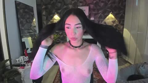 Snapshot of jade_porn chatting on 01-22-25, 11:12 Jade  independent model online show from 01-22-25, 11:12