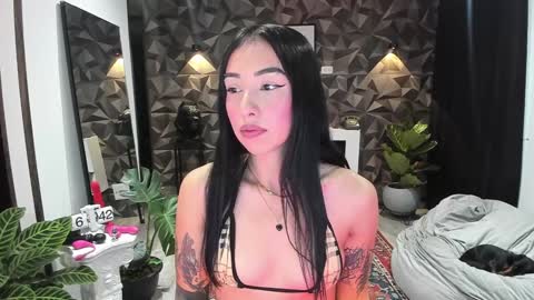 Snapshot of jade_porn chatting on 01-27-25, 11:43 Jade  independent model online show from 01-27-25, 11:43