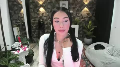 Snapshot of jade_porn chatting on 02-11-25, 11:32 Jade  independent model online show from 02-11-25, 11:32