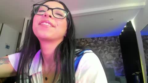 Snapshot of jade_porn chatting on 03-04-25, 02:42 Jade  independent model online show from 03-04-25, 02:42