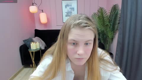 Jade online show from 02-05-25, 10:01