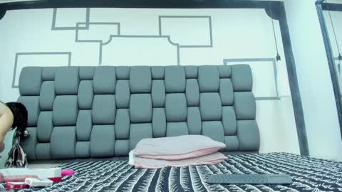 Snapshot of jade_squirt chatting on 12-26-24, 11:10 Jade online show from 12-26-24, 11:10