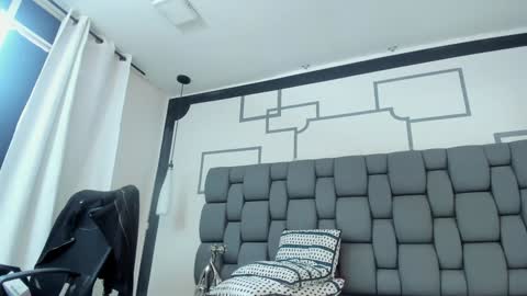 Snapshot of jade_squirt chatting on 02-08-25, 01:54 Jade online show from 02-08-25, 01:54