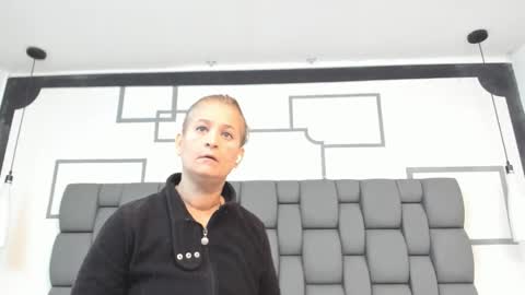 Snapshot of jade_squirt chatting on 10-08-25, 11:30 Jade online show from 10-08-25, 11:30