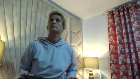 Snapshot of jade_squirt chatting on 11-16-25, 11:05 Jade online show from 11-16-25, 11:05
