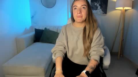 jade_vela online show from 09-21-25, 07:15