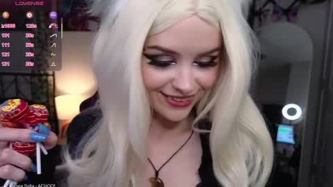 Bunnie Jade online show from 02-25-25, 03:42